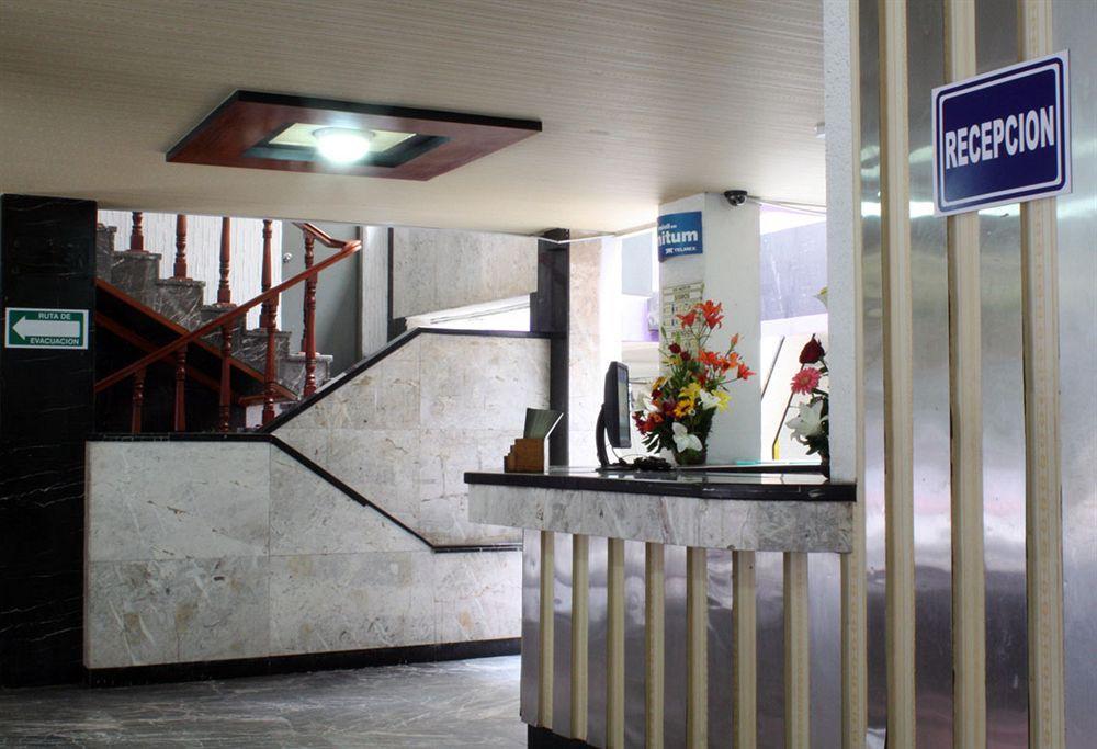 Residencias Senorial Città del Messico Esterno foto