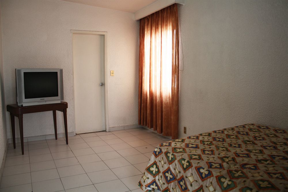 Residencias Senorial Città del Messico Esterno foto