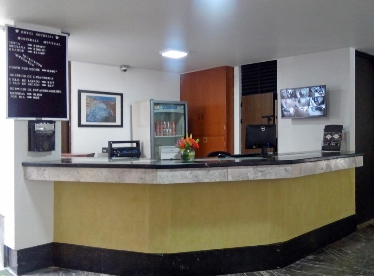 Residencias Senorial Città del Messico Esterno foto