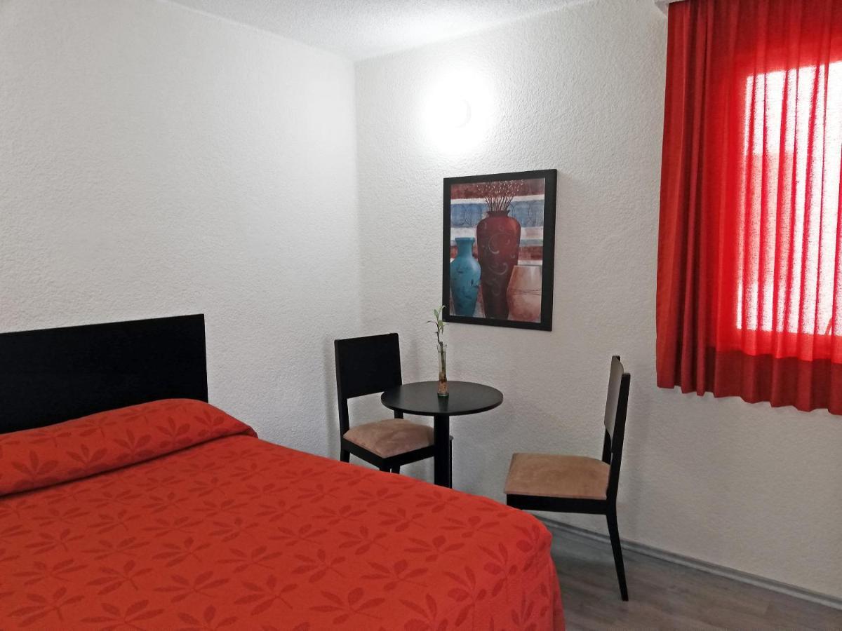 Residencias Senorial Città del Messico Esterno foto